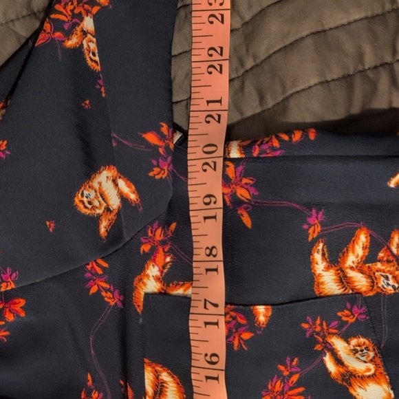 ModCloth sloth button blouse - Picture 4 of 6